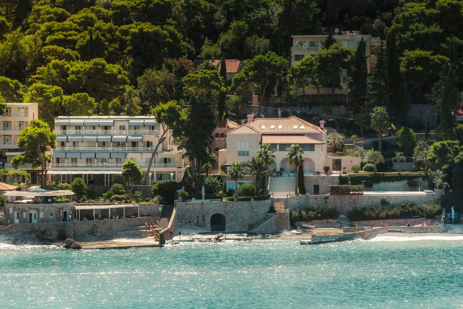 The chalet seen from the lagoon
